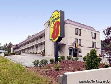 Super 8 Downtown