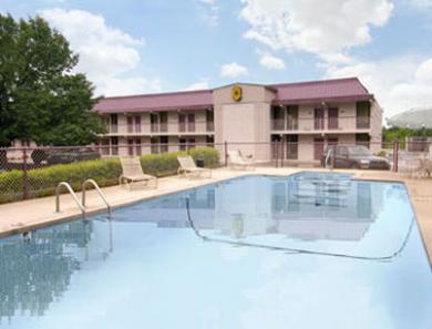 Super 8 Downtown Motel Raleigh