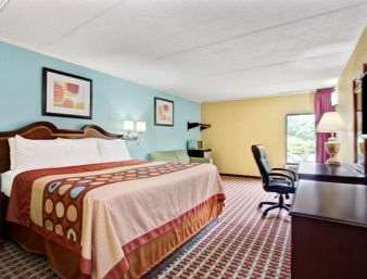 Super 8 Downtown 2* Raleigh