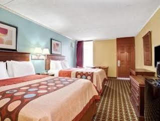 Super 8 Downtown 2* Raleigh