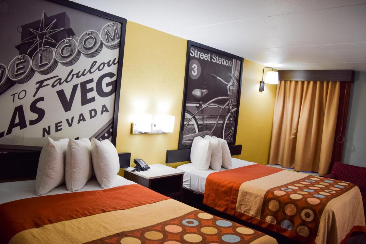 Super 8 Downtown Raleigh