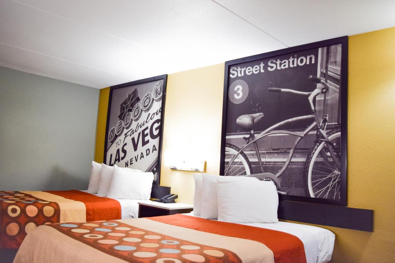 Super 8 Downtown 2* Raleigh